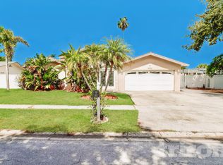 9500 118th Ln N, Seminole, FL 33772
