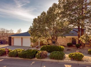 2301 Punta De Vista Dr NE, Albuquerque, NM 87112