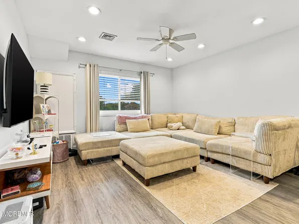 316 6th Ave APT 3F, Asbury Park, NJ 07712