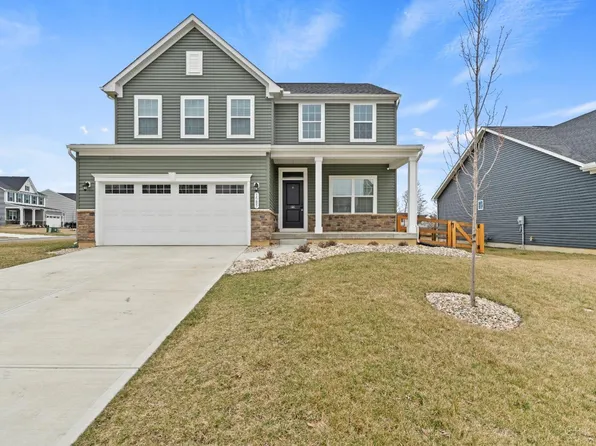 1585 Clearbrook Ln, Amelia, OH 45102