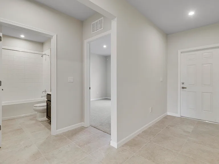 15404 SW American St — Photo 31