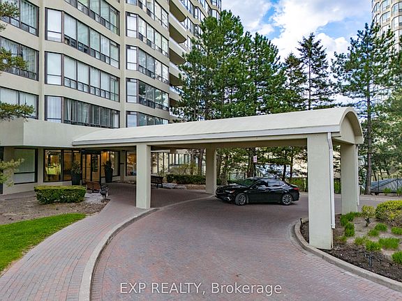 4th image of 22 Hanover Rd #1710