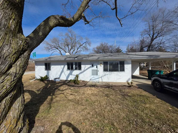 2125 Jerome Ln, Cahokia, IL 62206