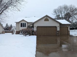 14231 Dearborn Path, Rosemount, MN 55068