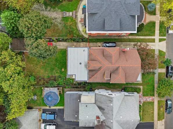 116 Bentley Avenue image 44 of 50