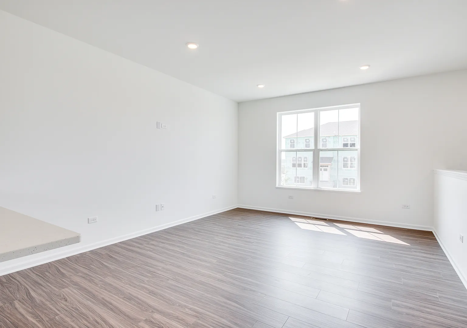 3 bed, 2.5 bath, 1764 sqft, $2,700 — Photo 3