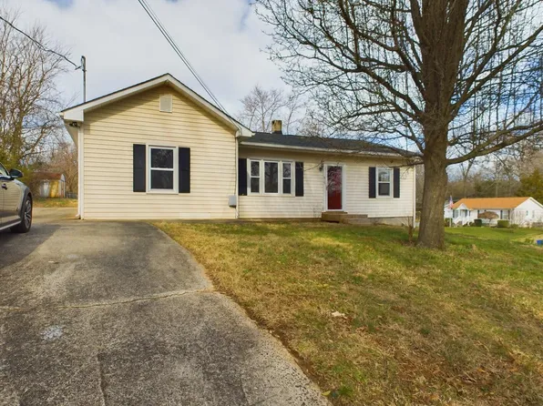 615 Freeland Dr, Hillsborough, NC 27278