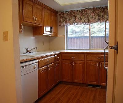 1st image of 246 W Garden Park Dr