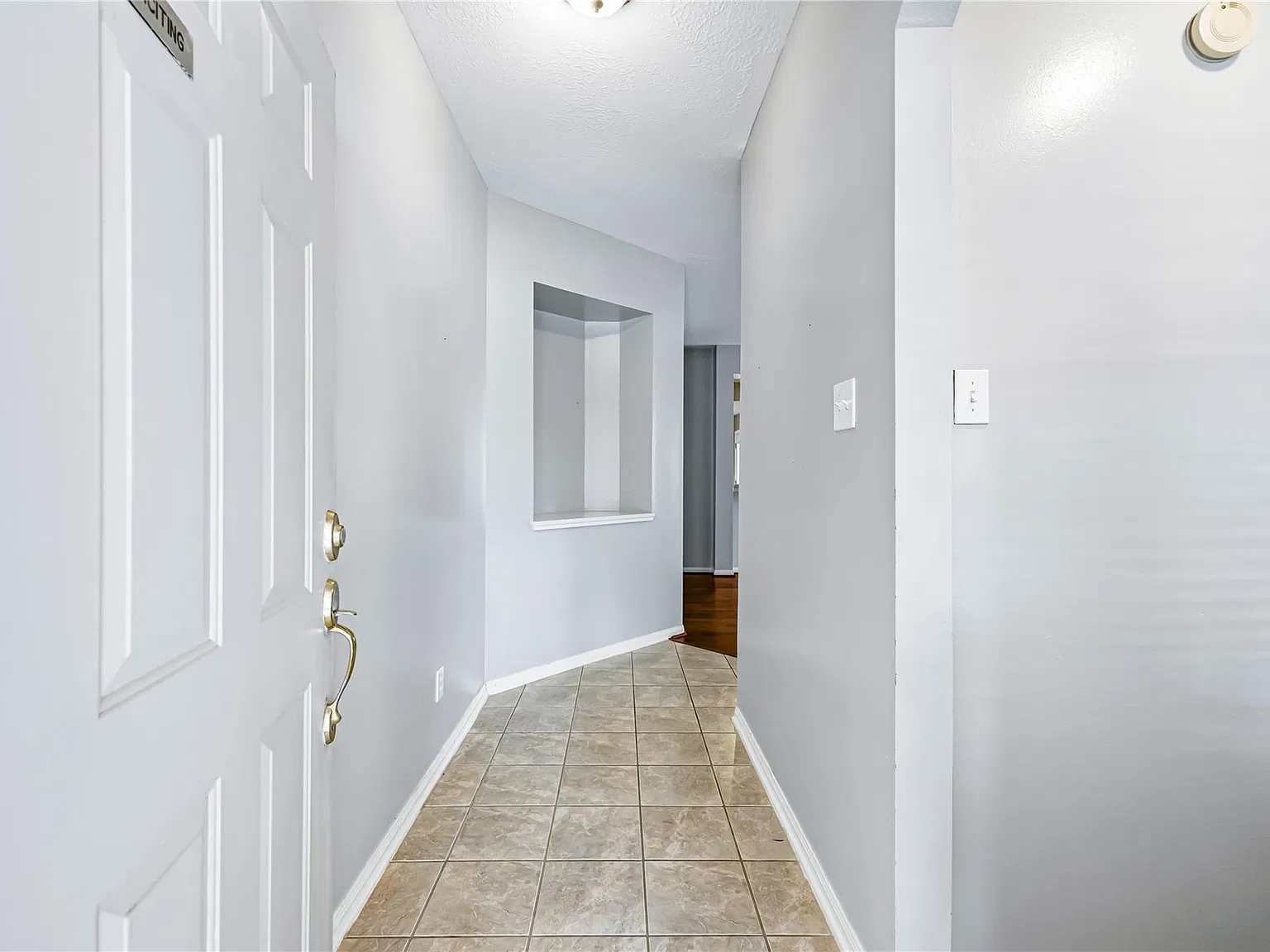 3 bed, 2.0 bath, 1567 sqft, $2,450 — Photo 3