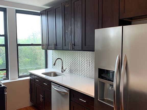 5th image of 286 Eastern Pkwy APT 4B