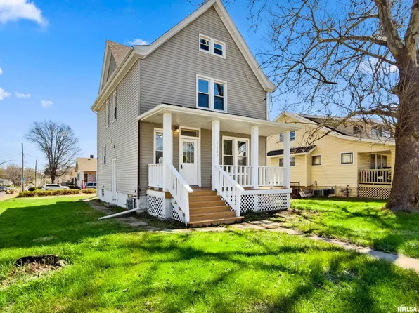 2320 N University St, Peoria, IL 61604