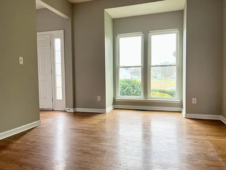5311 Creft Cir — Photo 11