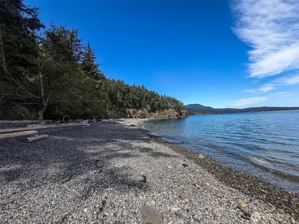 585 Deer Point Road, Orcas Island, WA 98279