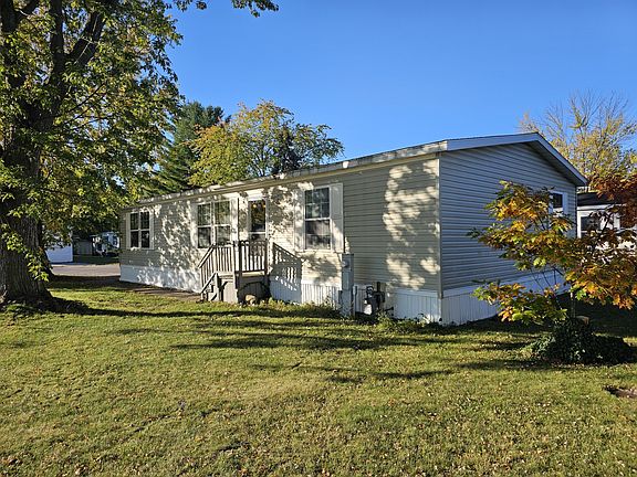 3rd image of 2799 Frank St #146