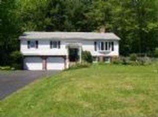 282 Gray Rd, Falmouth, ME 04105