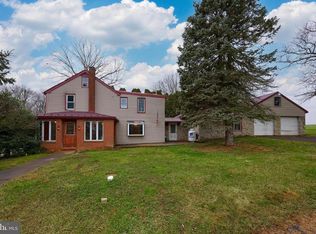 921 Iron Bridge Rd, Mount Joy, PA 17552