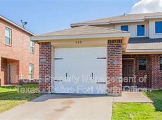 529 Mast Ct, Crowley, TX 76036
