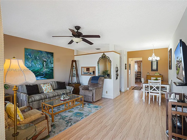 820 SW 11th Ave #18B — Photo 12