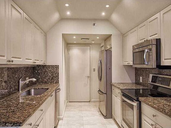2nd image of 20201 E Country Club Dr APT 1609