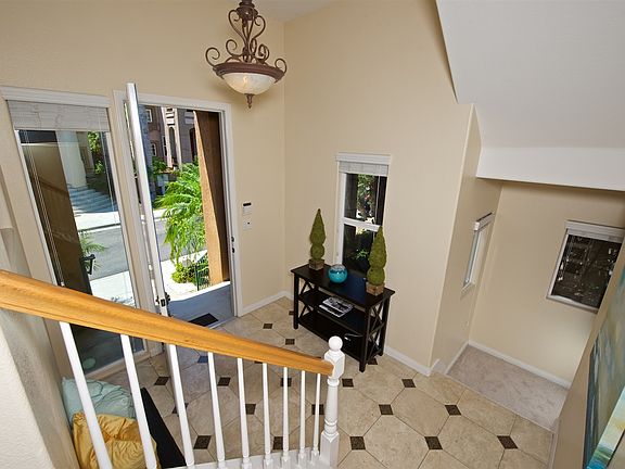 3rd image of 2306 Walmar Ln