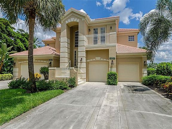 2nd image of 26833 Wyndhurst Ct #201