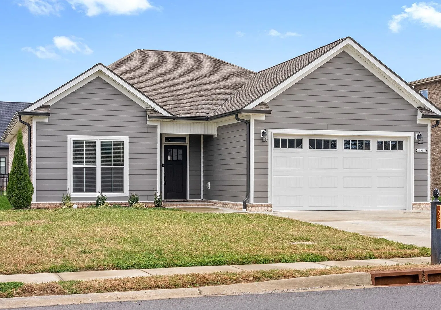 Beautiful 3 Bedroom Home in Hereford Farms for Rent! — Photo 3