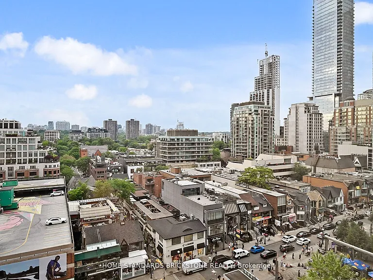 110 Bloor St W #1009 — Photo 41