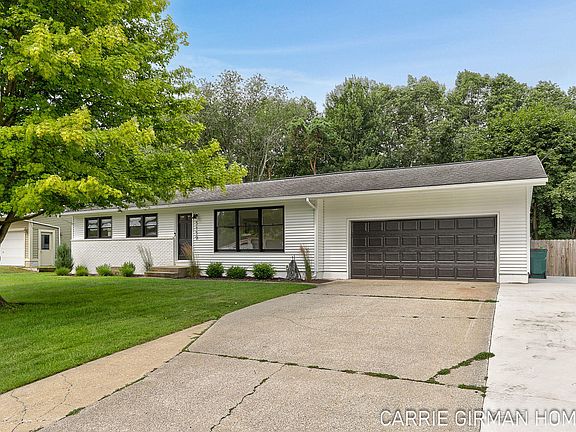 3rd image of 5159 Melmax St