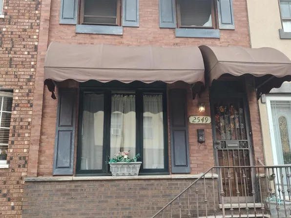2549 S Alder St, Philadelphia, PA 19148