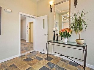 4752 41st Ave SW APT 301, Seattle, WA 98116