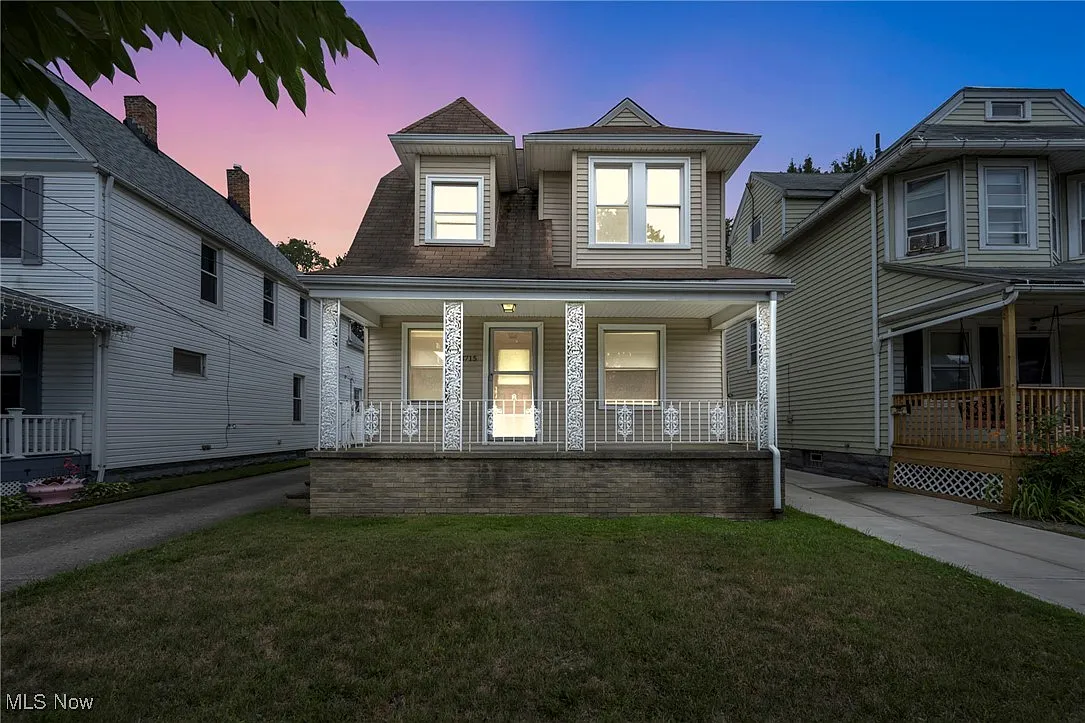3715 Riverside Ave photo 1