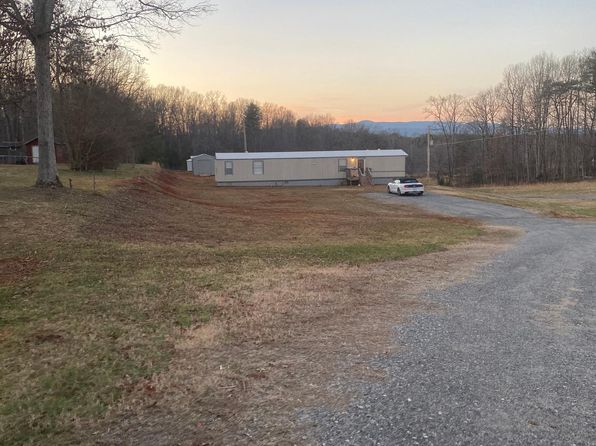3295 Golf Course Rd