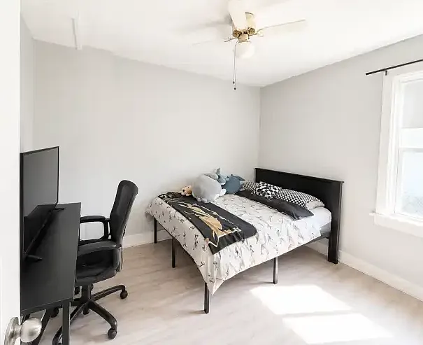 427 Pine St E #1A — Photo 6