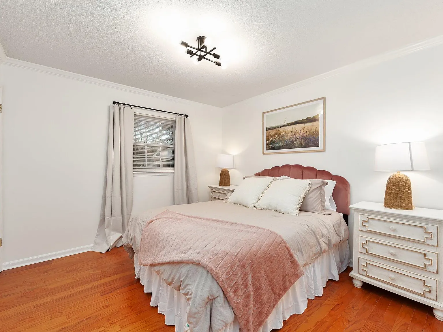 79 Hughes Dr — Photo 3