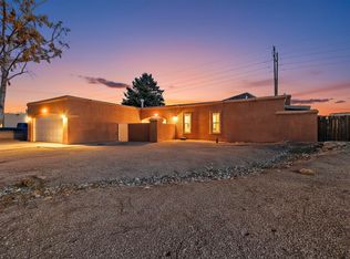216 Spring Dr SE, Rio Rancho, NM 87124