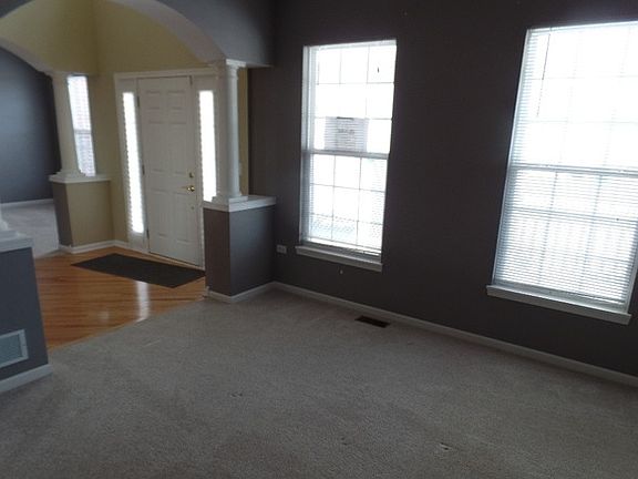 2nd image of 902 Nightshade Ln