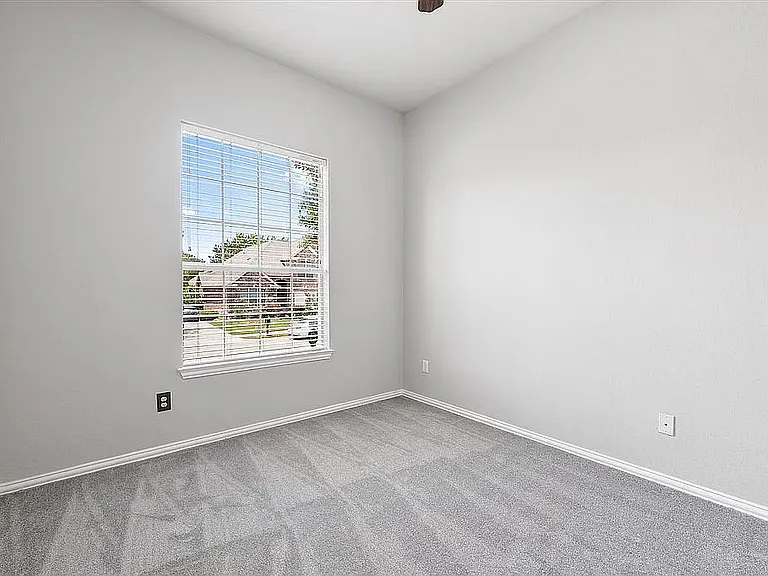 5432 Hidden Creek Ln — Photo 12