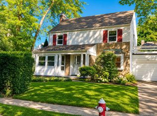 395 Packman Avenue, Mount Vernon, NY 10552