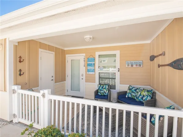 14918 Island Village Dr, Corpus Christi, TX 78418