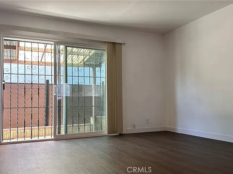 809 S 4th St #5 — Photo 3