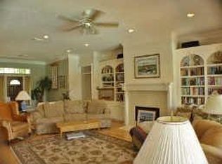 2002 Island Oak St, Houston, TX 77062