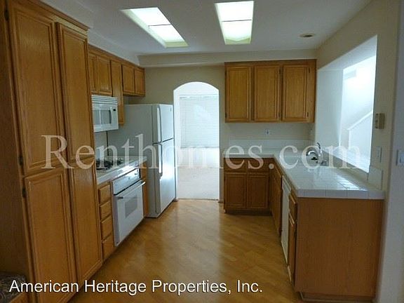 4th image of 10888 Caminito Colorado