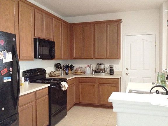 5th image of 2022 Hearthstone Dr