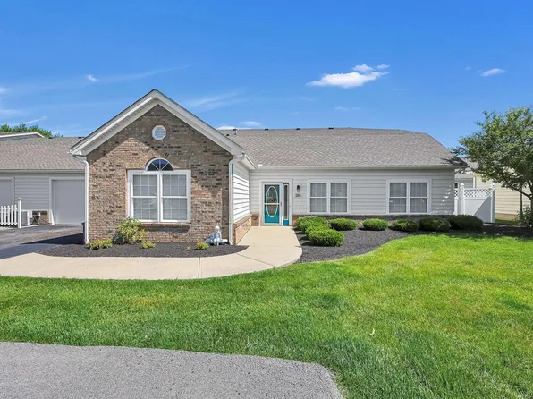205 Cumberland Meadows Cir, Hebron, OH 43025