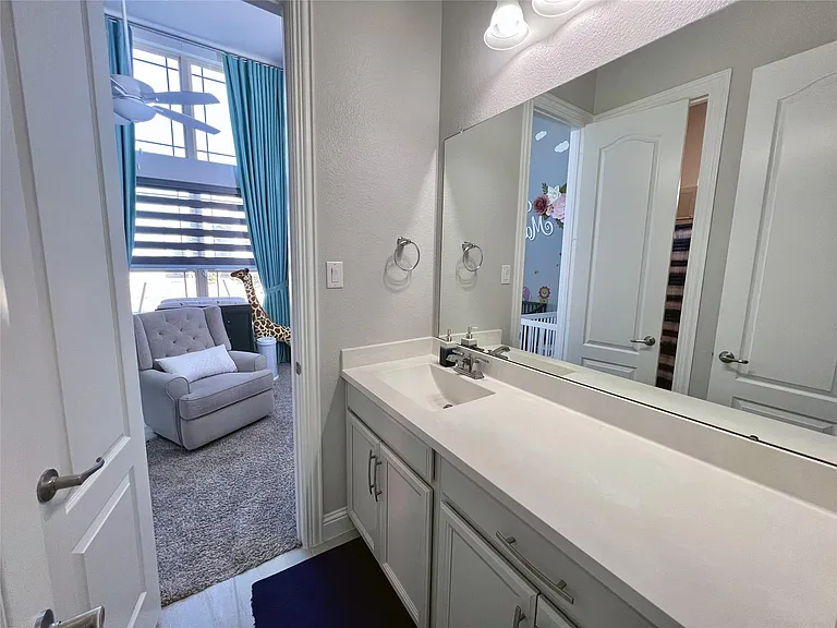 6507 Timarron Lakes Dr — Photo 13