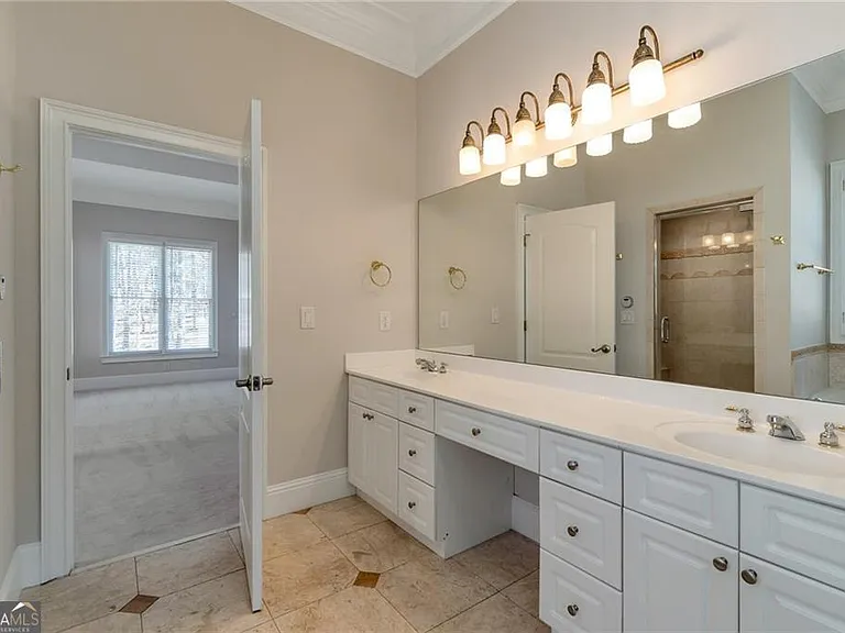 115 Wolf Willow Ct — Photo 21
