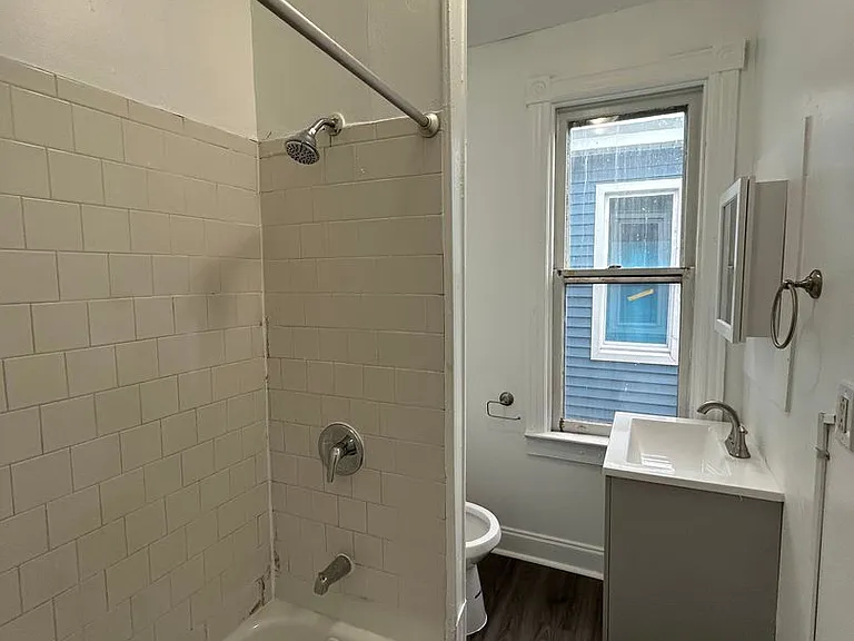 367 Hewitt St — Photo 14