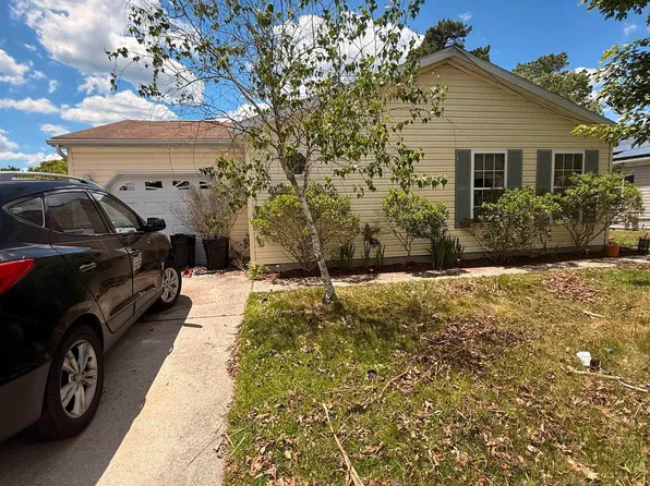 106 Baltusrol Dr, Mays Landing, NJ 08330