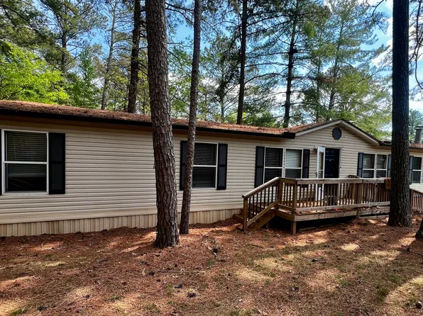 3735 Fir Dr, Buford, GA 30518