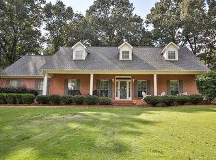 97 McIntosh Dr, Jackson, TN 38305